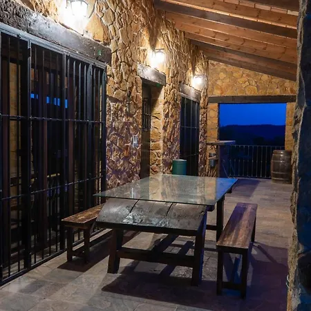 Cuevas El Rincon Holiday home Fuentes De Leon