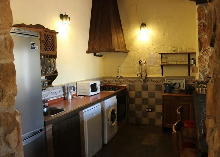 Cuevas El Rincón * Fuentes de León