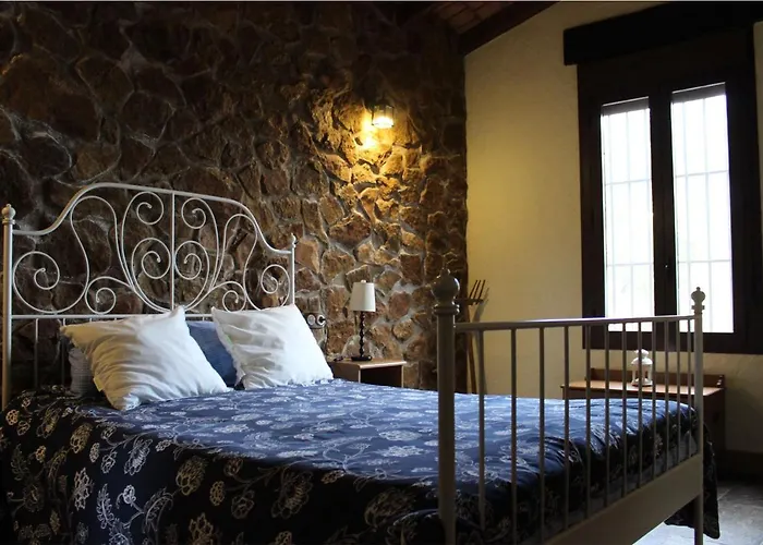 Cuevas El Rincón * Fuentes de León